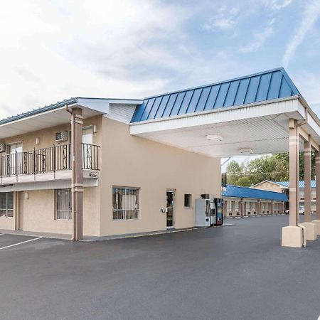 Days Inn Jacksonville Kültér fotó