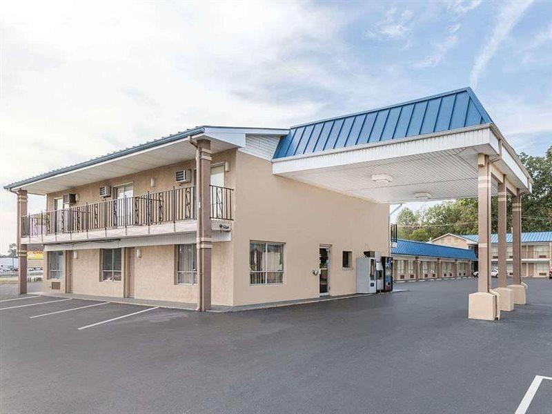 Days Inn Jacksonville Kültér fotó