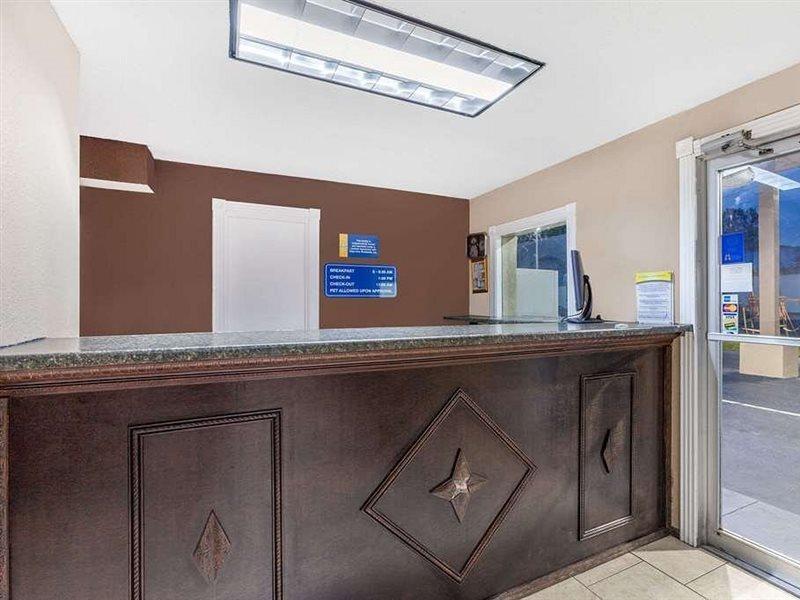 Days Inn Jacksonville Kültér fotó