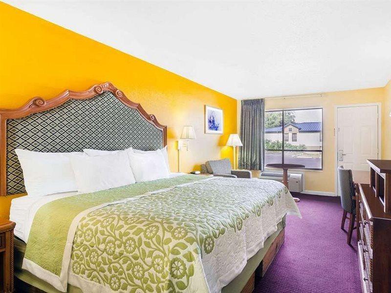 Days Inn Jacksonville Kültér fotó